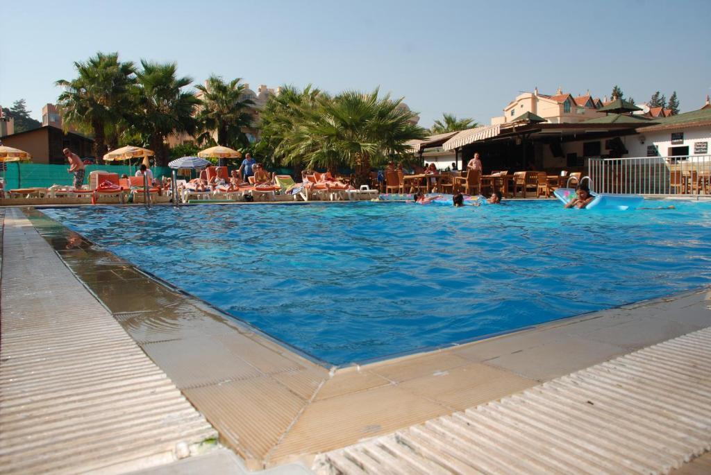 الشقق الفندقية مرمريسفي  Club Dena الغرفة الصورة